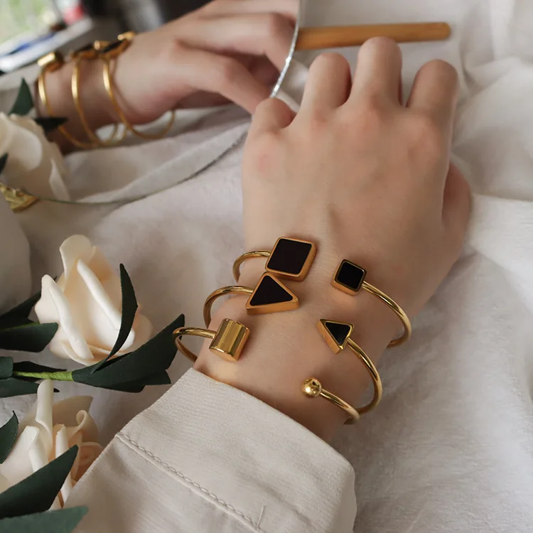 

3 Designs Black Natural Shell Bangles Circle Triangle Square 18K Gold Plated Bangle Women Minimalist Stainless Steel Jewelry Hot