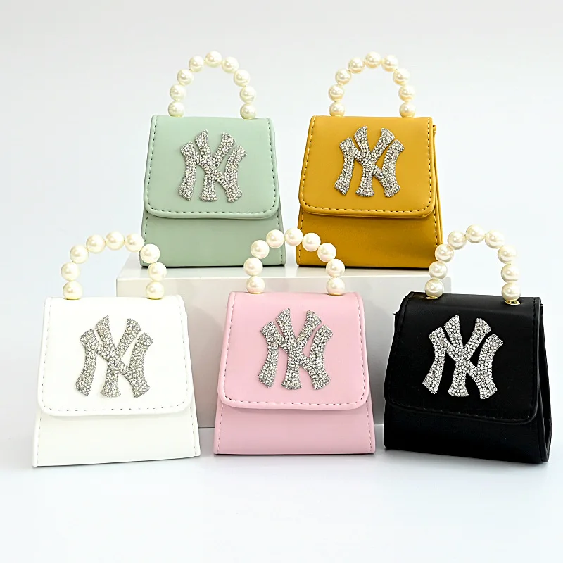 

Cross-border pearl NY new package decoration pearl aslant bag female chain bag sell like hot cakes