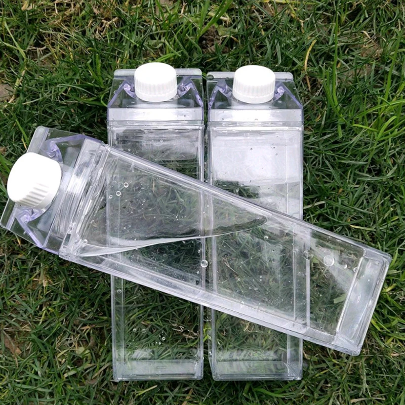 

Fashion Cute Sports Milk Carton Shape Box Square Kids Plastic Portable Drinking Transparent 550ml Milk Water Bottle With Lid, 5 color in stock