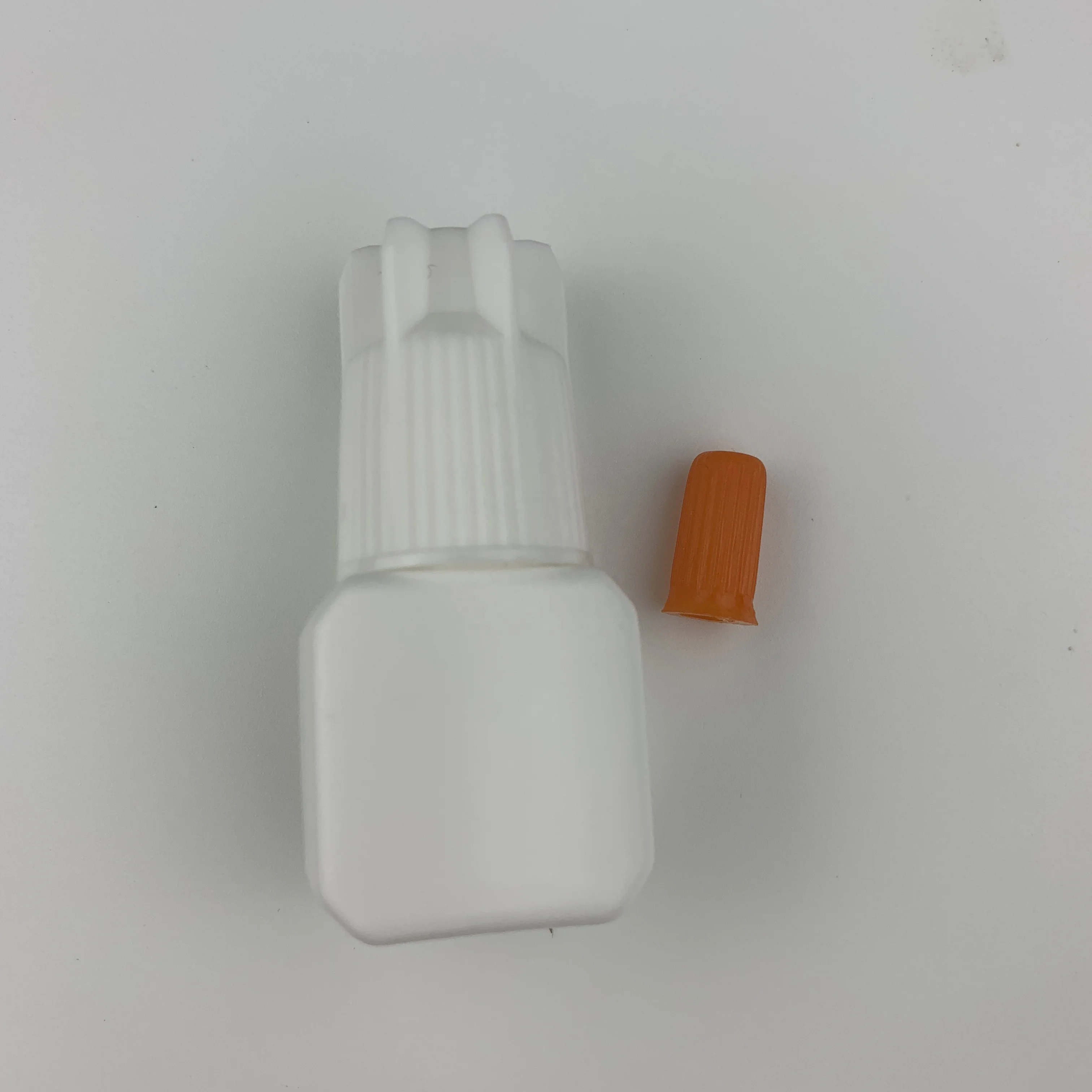 
Fast Dry 0.5 second Low Odor Super Bonding Hypoallergenic Black Sensitive Glue Adhesive for Eyelash Extensions 