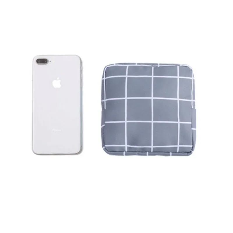 

Simple design Small women storage bag girl portable sanitary pouch tampon bag