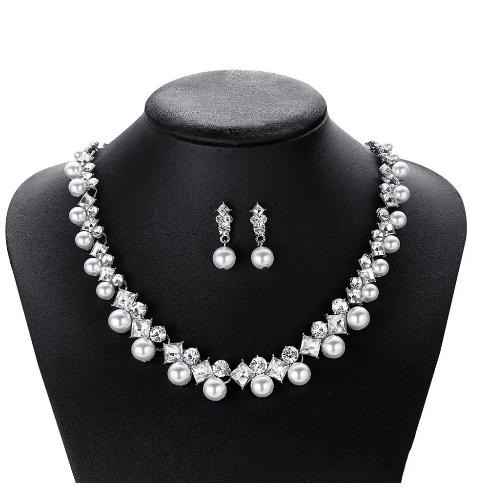 

2021 new Classic Wedding Bride Jewelry Pearl Costume Necklace earrings Jewelry Sets