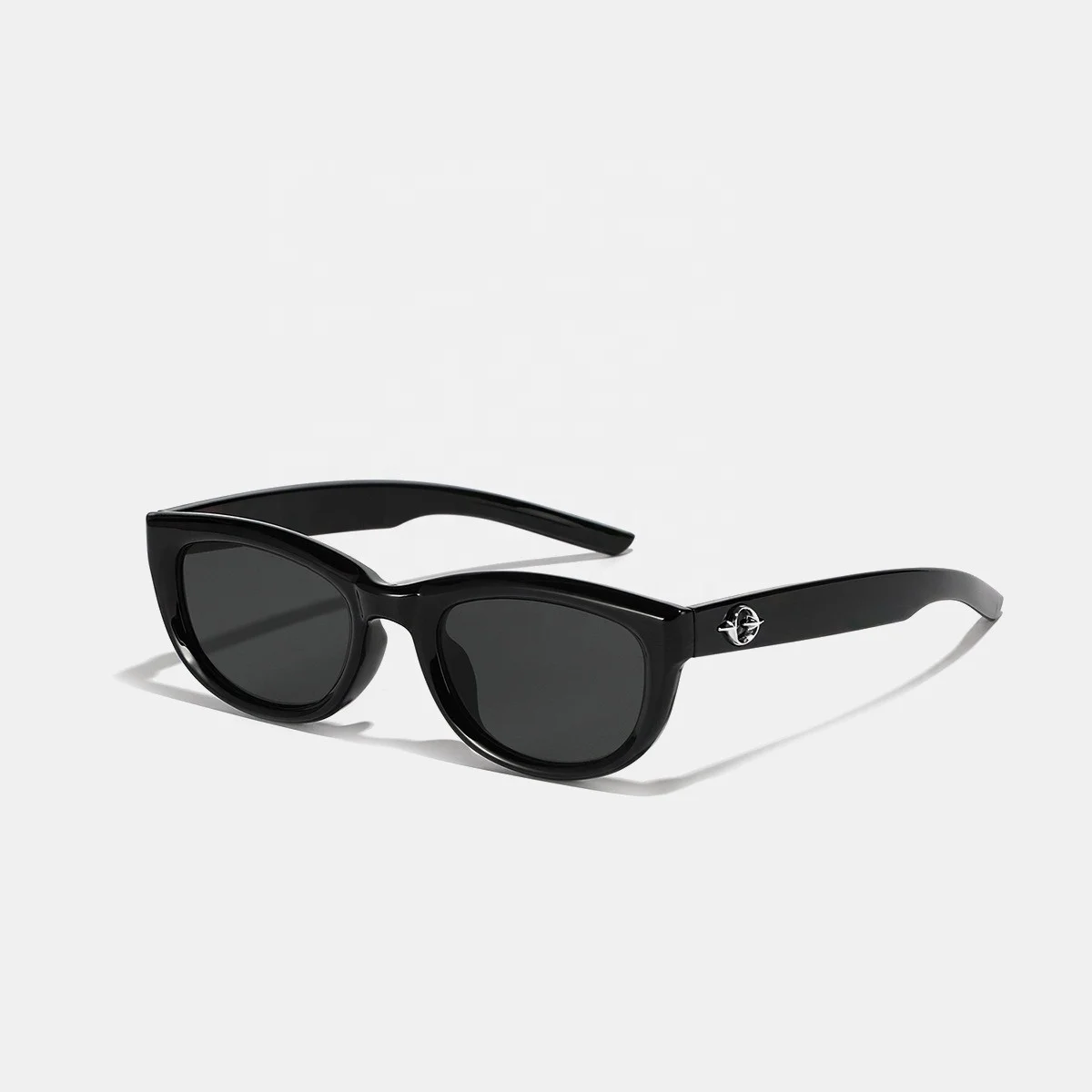 

Classical New Luxury Small Cat Eye Sunglasses Full Frame Leopard Print Rivet 2023 Retro De Sol Fashion Glasses