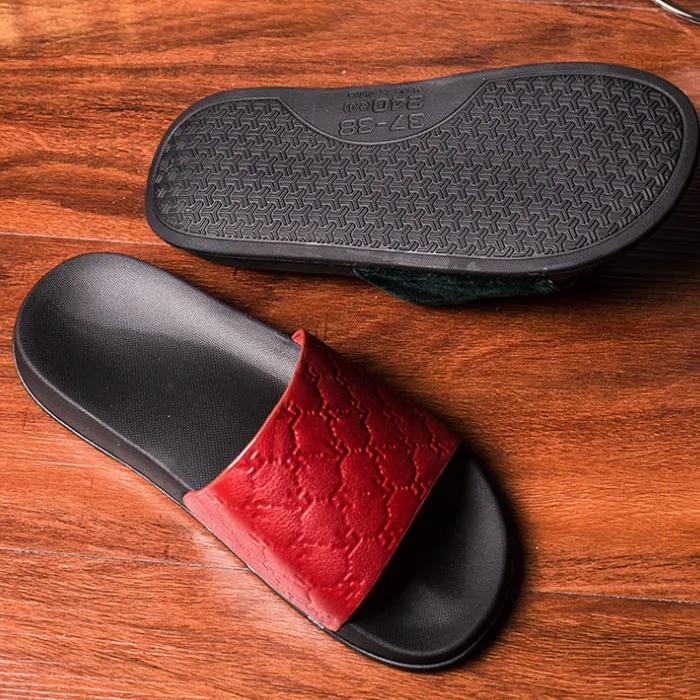 

2021 Factory Fashion Wholesale Unisex Outdoor or Indoor Genuine cattle hide Leather Slippers for Man and Lady, 3 colors
