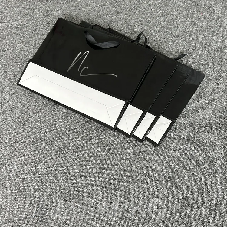 

Custom Printed Logo Luxury Glossy Black Paper Bag Retail Boutique Shopping Gift Paper Bags RTS