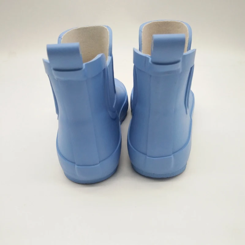 

Popular design 100% natural rubber anti-skid outdoor low cut custom women gumboots, Requirement