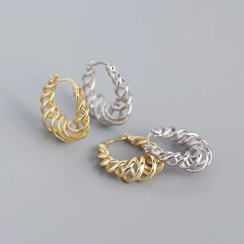 

European Hip Hops Gold Plated Geometric Twisted Earrings Exaggerated S925 Silver Hollow Croissant Clip On Earrings for Women