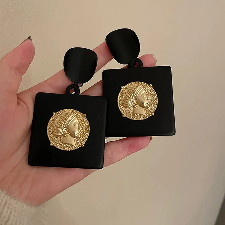 

2022 New Black Gold Color Square Portrait Drop Earrings For Women Geometric Dangle Big Statement Boho Vintage Jewelry, Black color