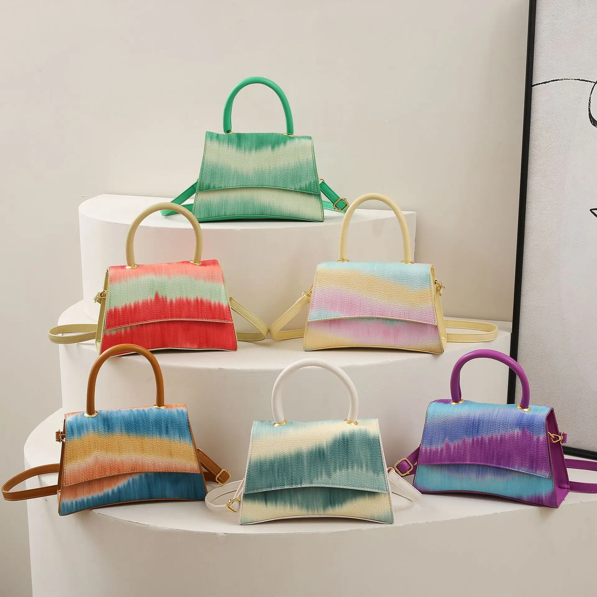 

2022 Fashion Small Women Bags Luxury Designer Shoulder Bag Ladies Hit Color Messenger Bag PU Mini Square Handbags and Purse