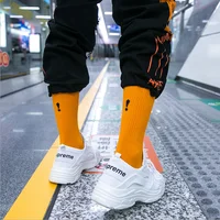 

Fashion Hip Pop Street Cool Unisex Orange Socks Crew Socks Custom Logo 100% Cotton Men Socks