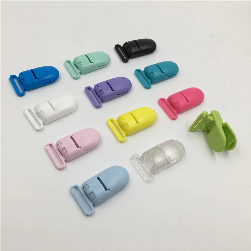 

OEM Design D Shape Plastic Pacifier Holder Clip For Baby Dummy Clip