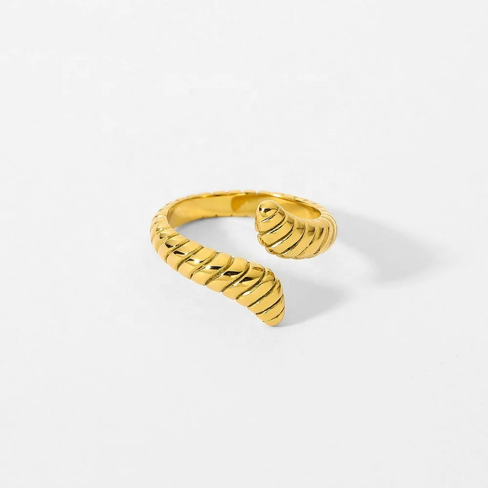 INS Trend 18K Gold Plated Serpentine Snake Shape Horn Lines Stainless Steel Adjustable Rings For Women