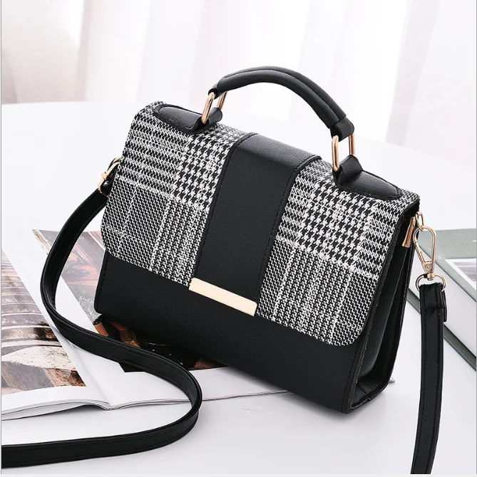 

Fashion Small Square Bags Women Luxury Handbags with Lock Hasp Ladies Shoulder Bags Purse Cute Handbags for Ladies, Picture shows