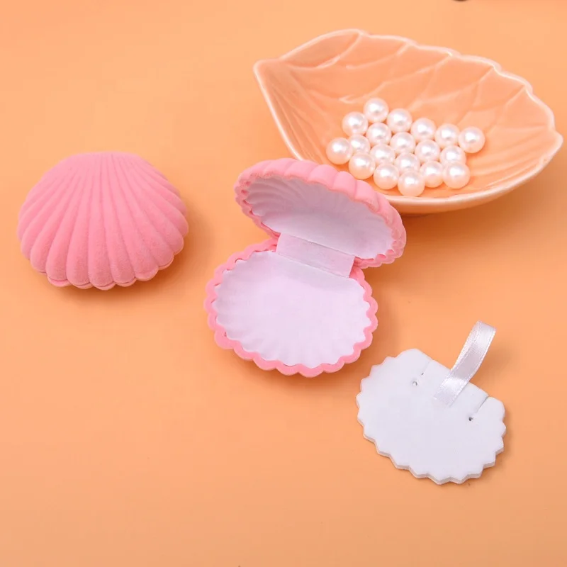 

Pink Velvet Clam Jewelry necklace box shell pendant gift box wedding engagement ring box
