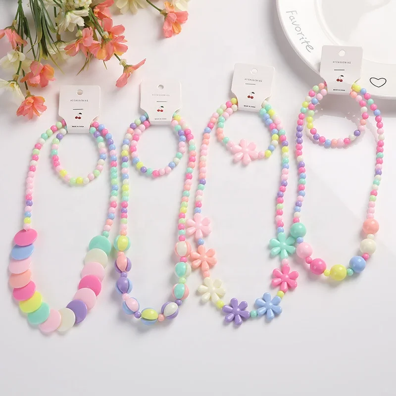 

Cute Candy Colored Plastic Daisy Necklace Children's Jewelry Set Little Girls Bead Necklace Bracelet Set