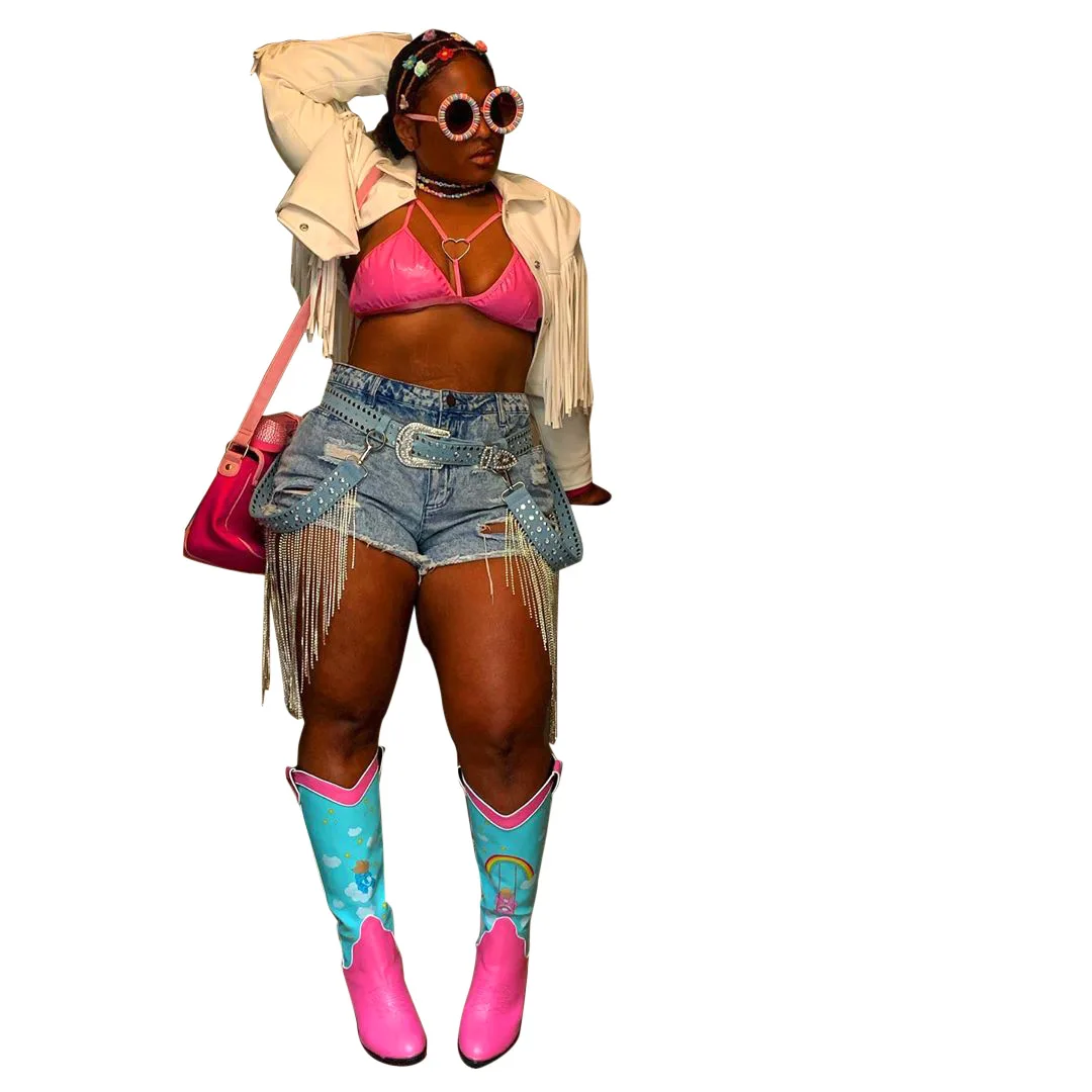 

PT0050 Cut-out cutout sexy button denim shorts