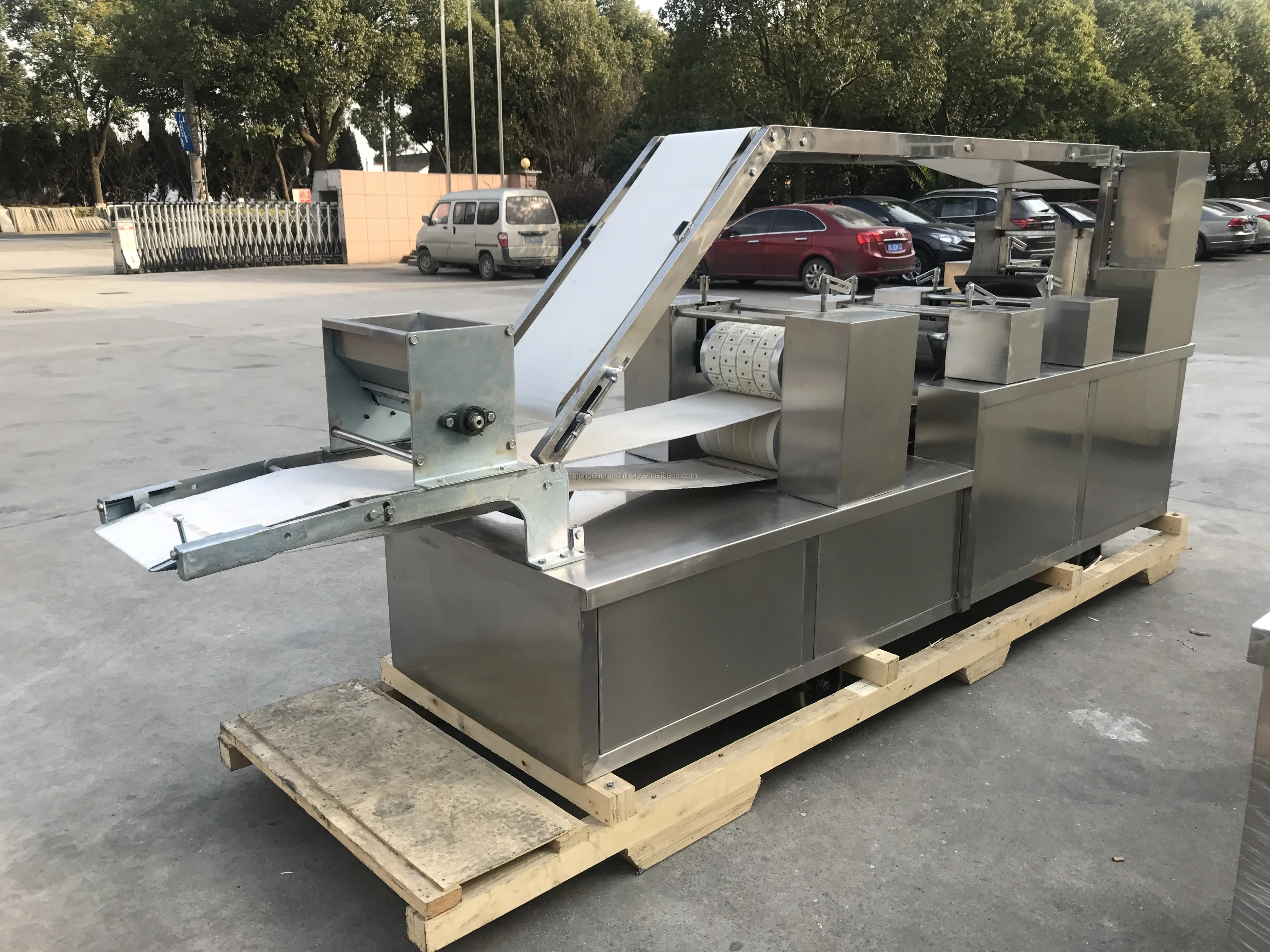 model 400 automatic tray type rotary moulder small biscuit