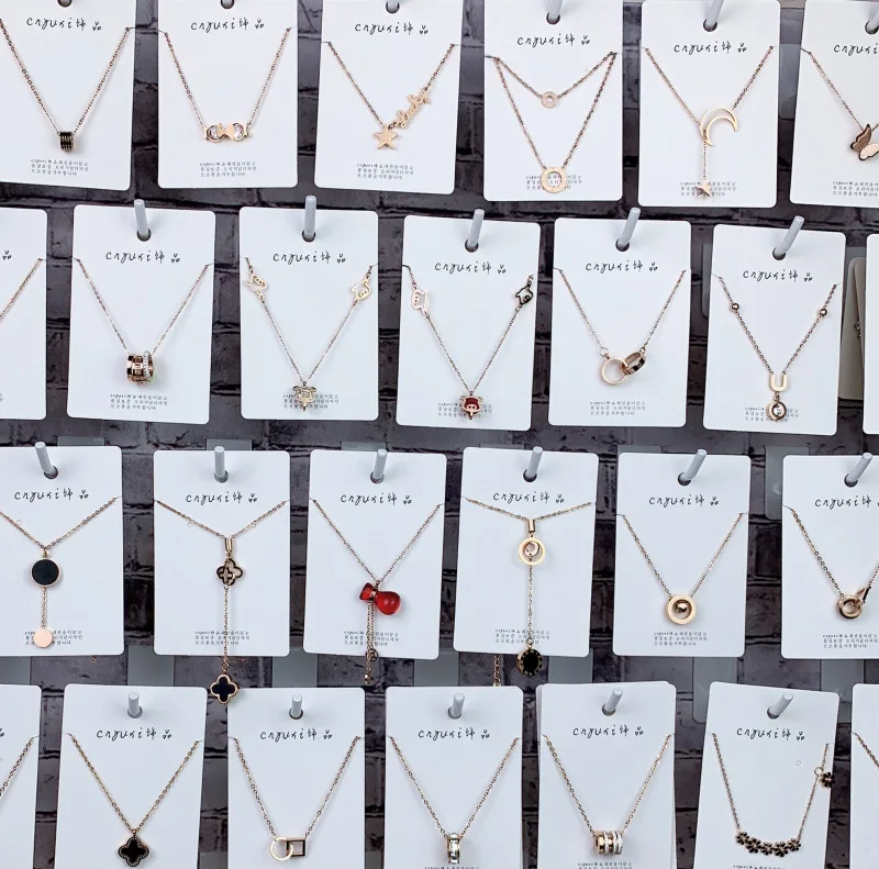 

2022 Butterfly Stainless Steel Necklace Silver Jewelry for Women New Design Pendant Necklace Silver Neck Chain for Girls