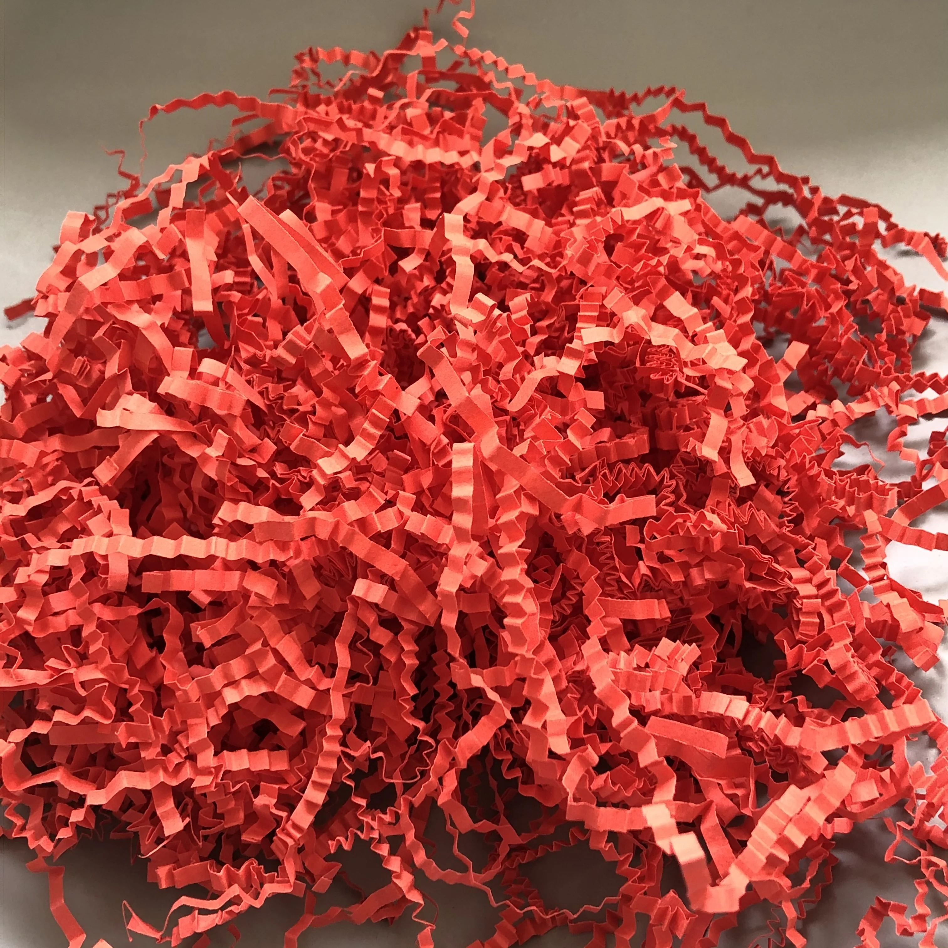
Christmas red color crinkle shredded paper for holiday 