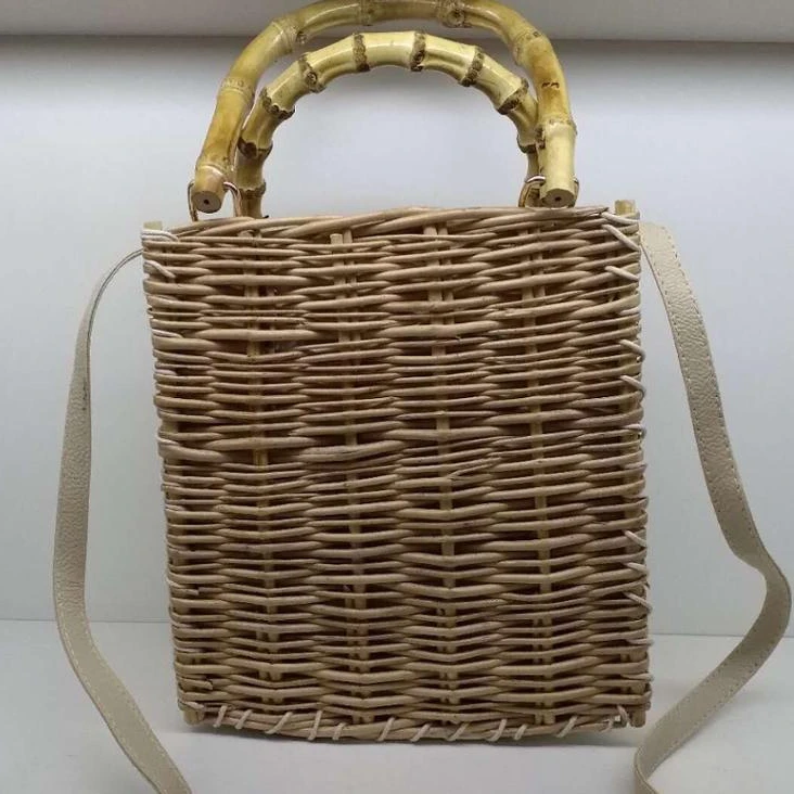 

2020Factory fashion straw woven bag