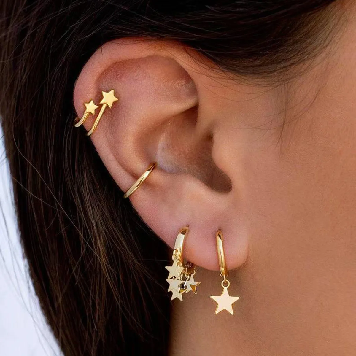 

Korea Fashion Gold Star Earrings Set For Women Simple Small Hoop Gold Huggies Earring Jewelry, Like picture