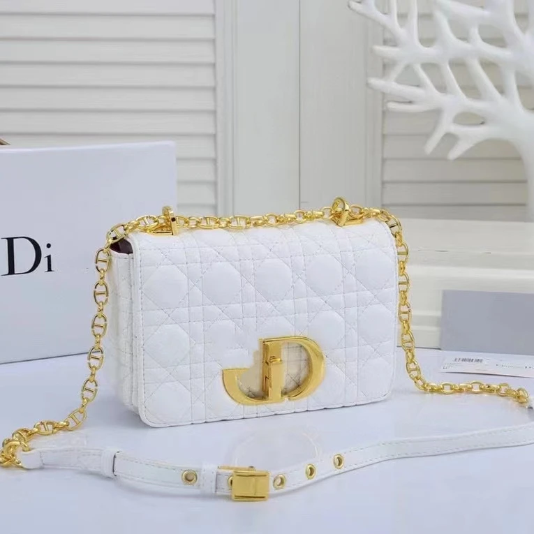 

Ladies 2022 New Solid Color Ladies Bag Versatile ins Fashion Messenger Small Square Bag Shoulder Bag