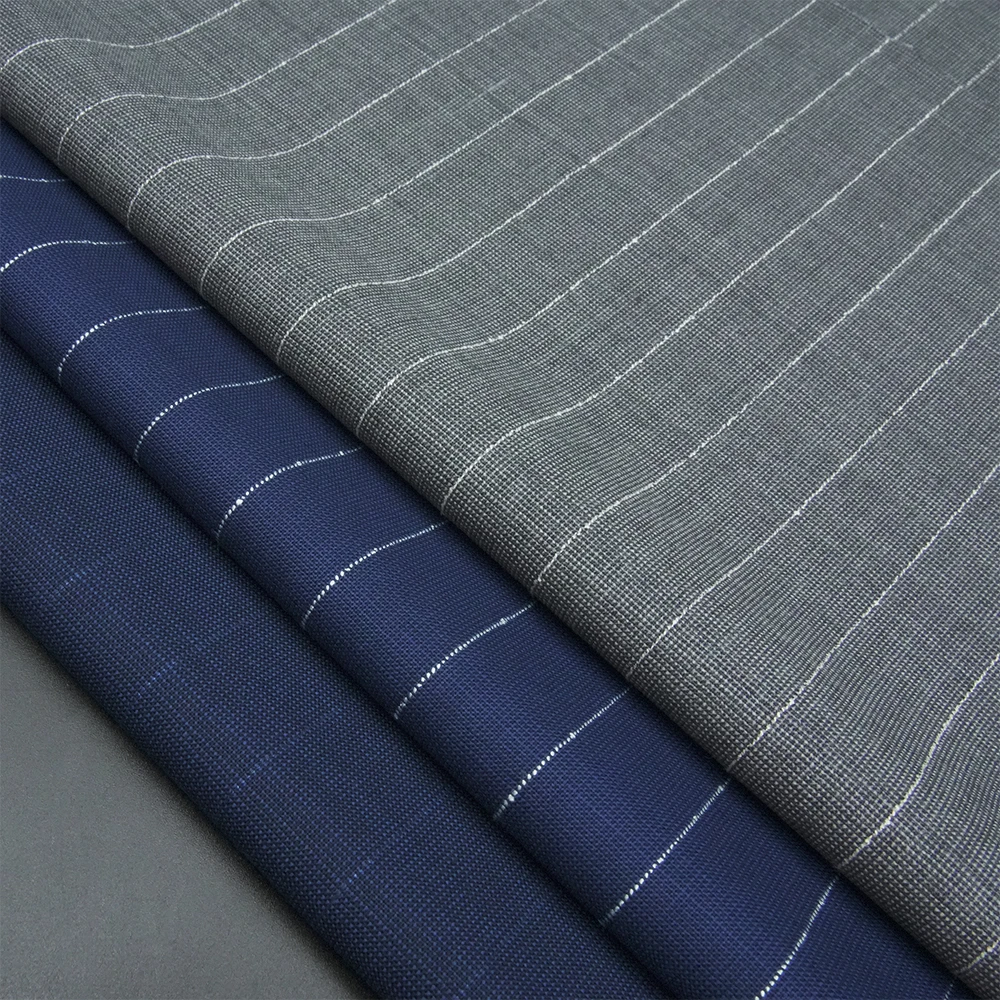 Fashion RTS Luxury Eco-Friendly Yarn Dyed Organic Woven Italian Suiting Worsted Merino Wool/Polyester Stripe Design Fabric Men