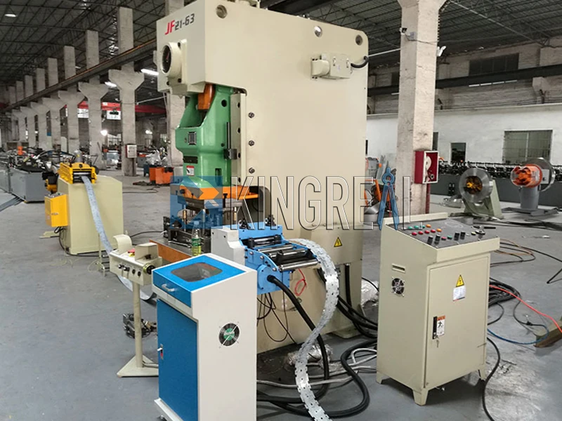 linear ceiling carrier ceiling making machine