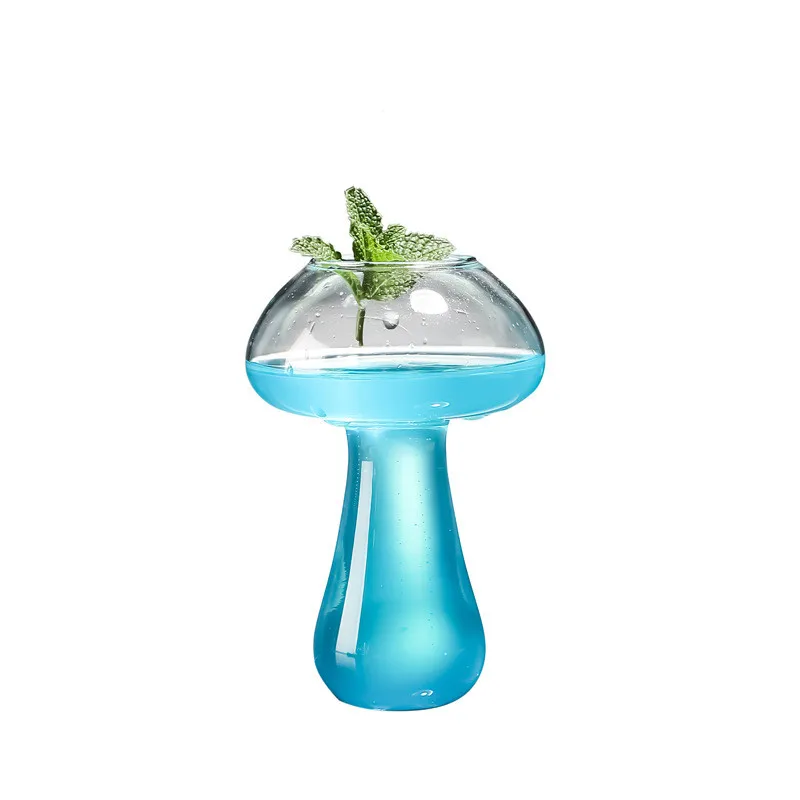

Unique Mushroom Shaped Glass Wine Glass For Bars Cocktail Glass 385ml, Transparent
