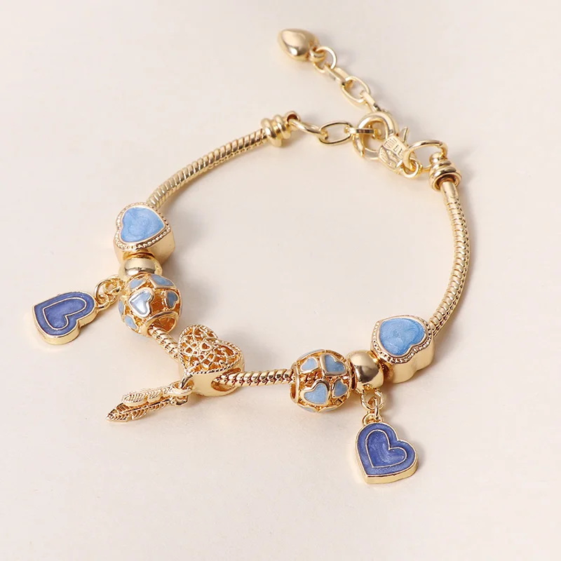 

Exquisite Sweet Love Heart Charm Bracelets Adjustable Chain Blue Enamel Dripping Oil Heart Charms Bracelet for Valentine's Day