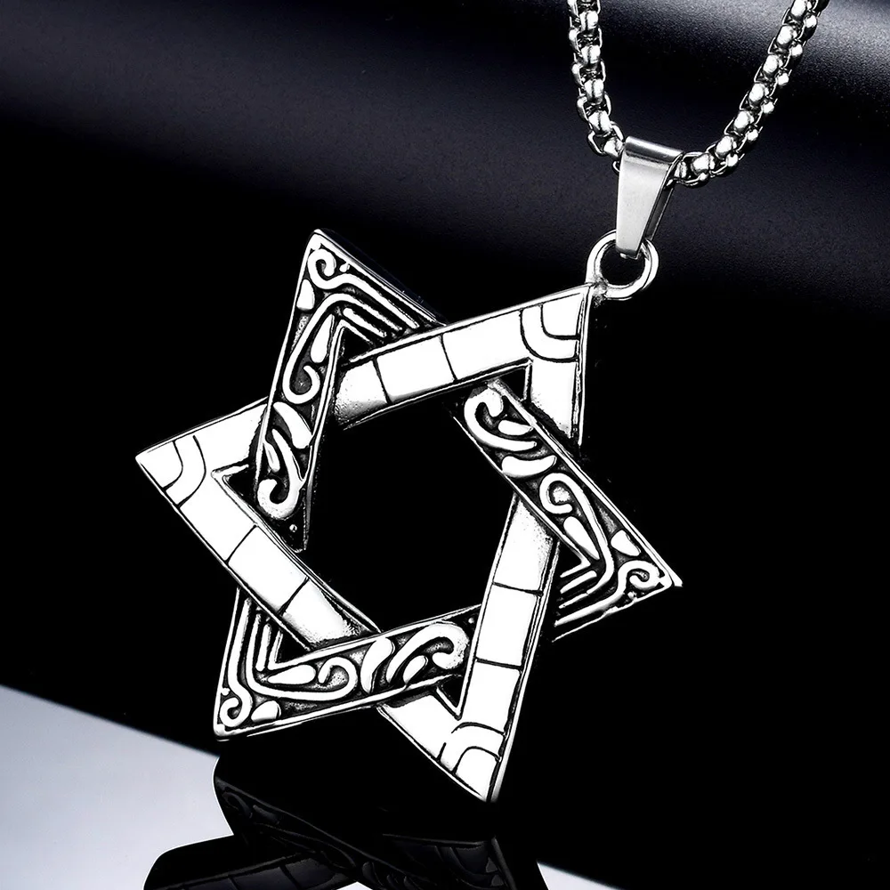 

2021 Hot Sale Gold Star Charm Necklace For Girls Initial Necklace With Star Pendant Necklace