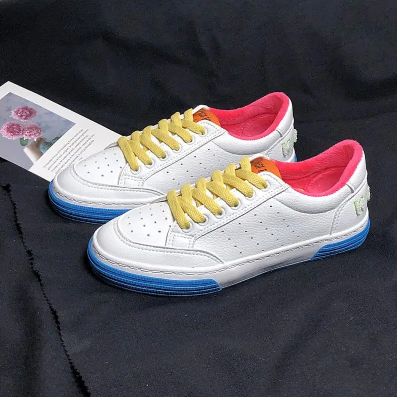

Free Shipping fashion Leather Flexure T-Cap Shadow Casual Women's Fashion Sneaker breathable, Requirement