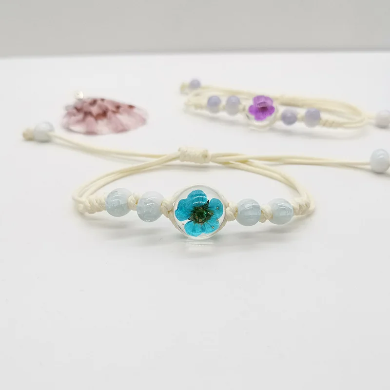 

Small fresh real flower bracelet, lace flower hand-woven student gift jewelry