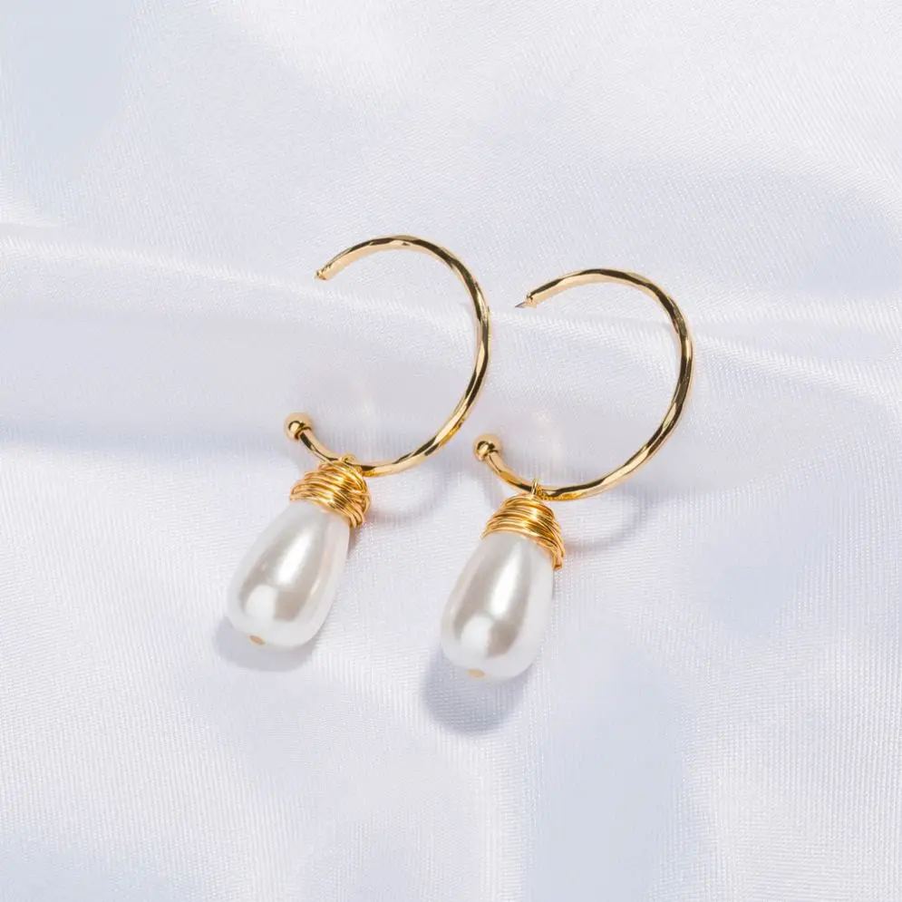 

Cheap Price Big Imitation Pearl Earring, Gold