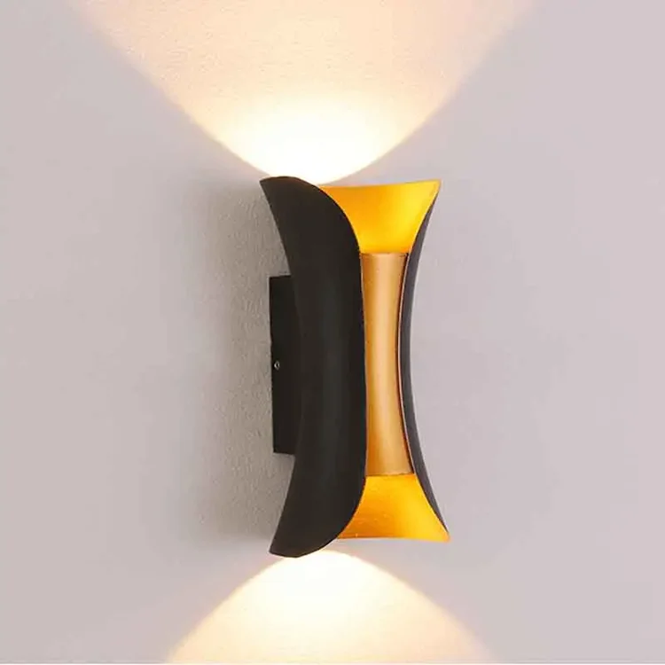Home Decor Black Gold Modern Luxury Metal Wall Lamp with up and Down Light for Living Room Bedroom Bars