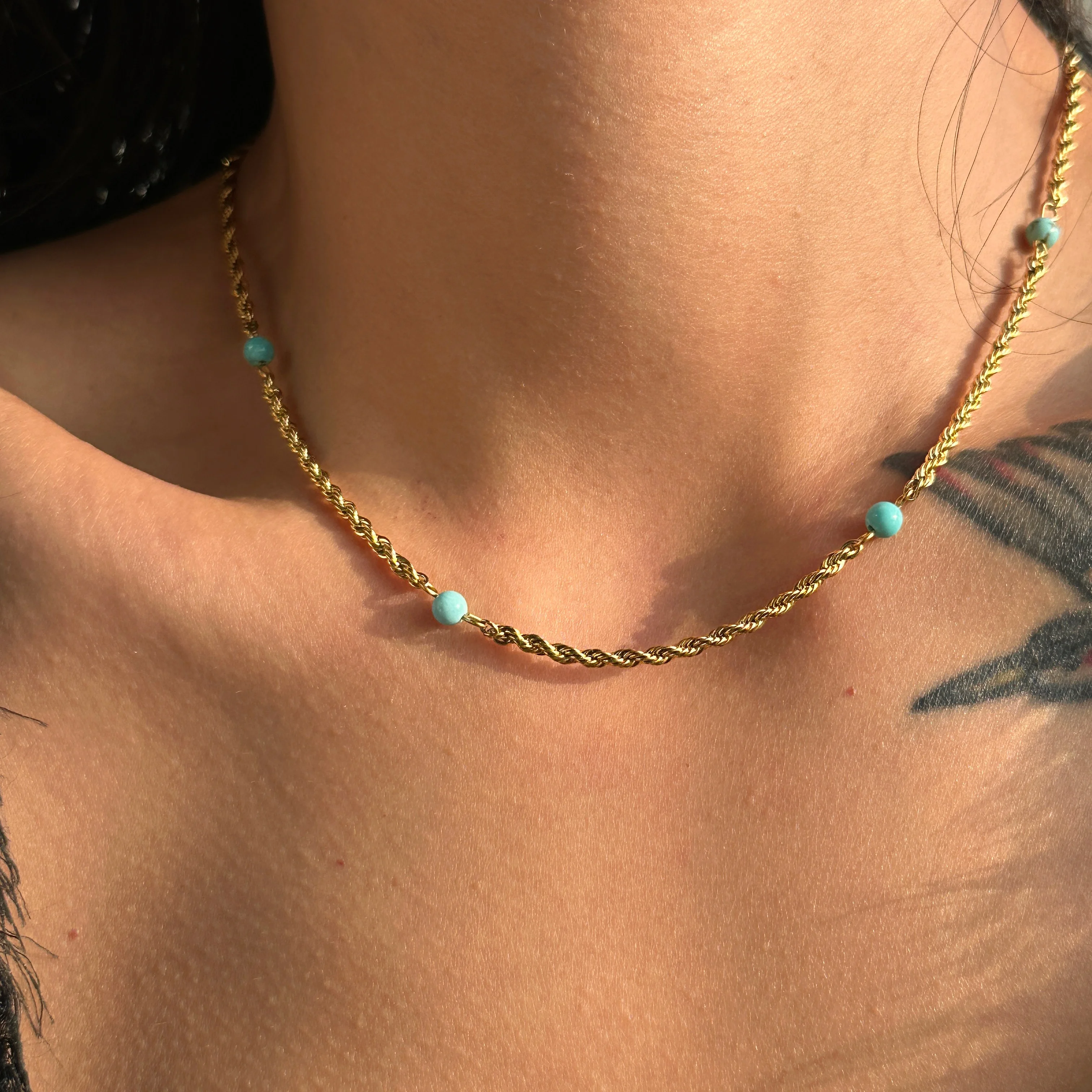 

Dazan New 18k Gold Plated Tarnish Free Stainless Steel Modern Blue Amber Fried Dough Twist Chain Necklace Handmade Jewelry