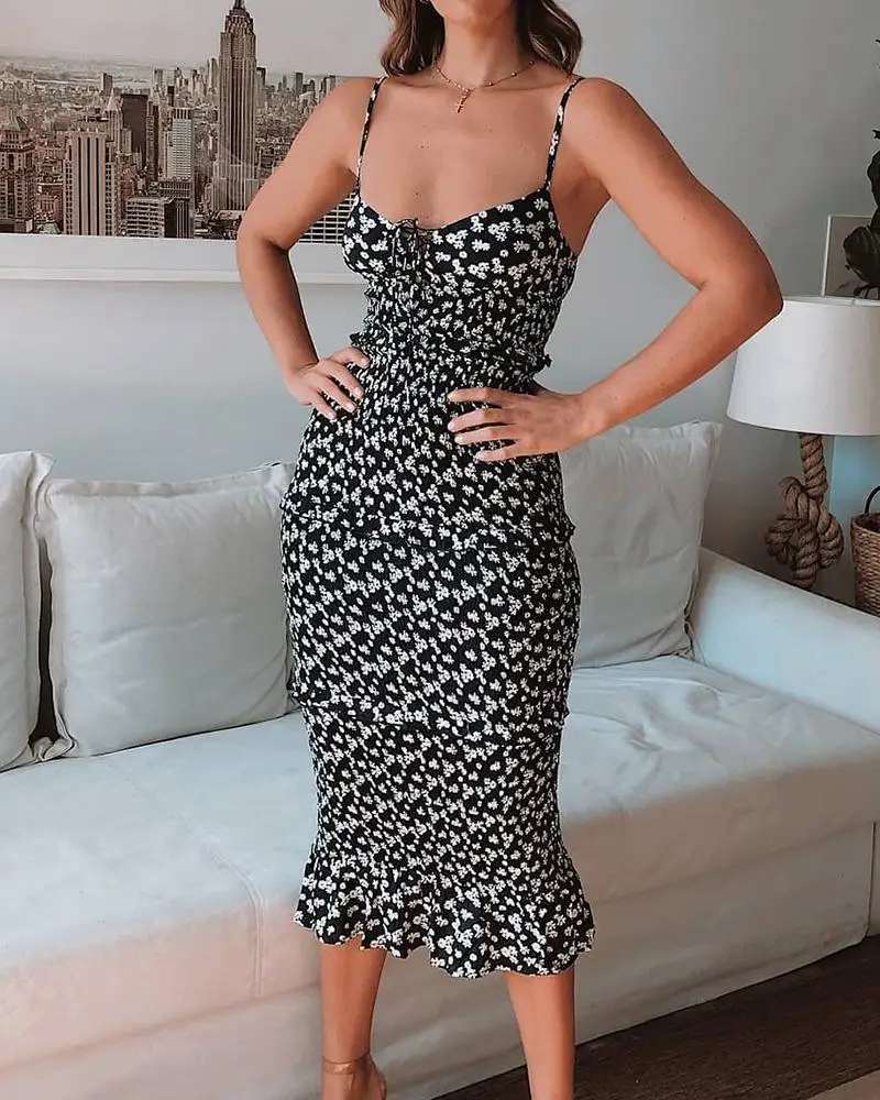 

Women Black Boho Floral Ruffle Bodycon Dress