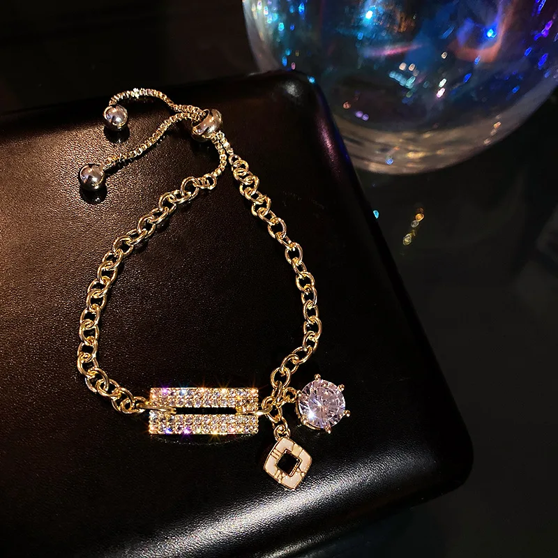 

Hot Sale European 18K Gold Plated Round CZ Charm Bracelet Adjustable Micro Paved Cubic Zirconia Rectangle Slider Bracelet