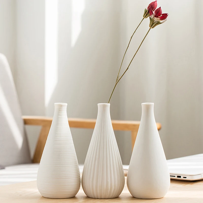 

Custom desktop modern striped Scandinavian home minimalist decor Janpandi bisque white matt ceramic flower vase