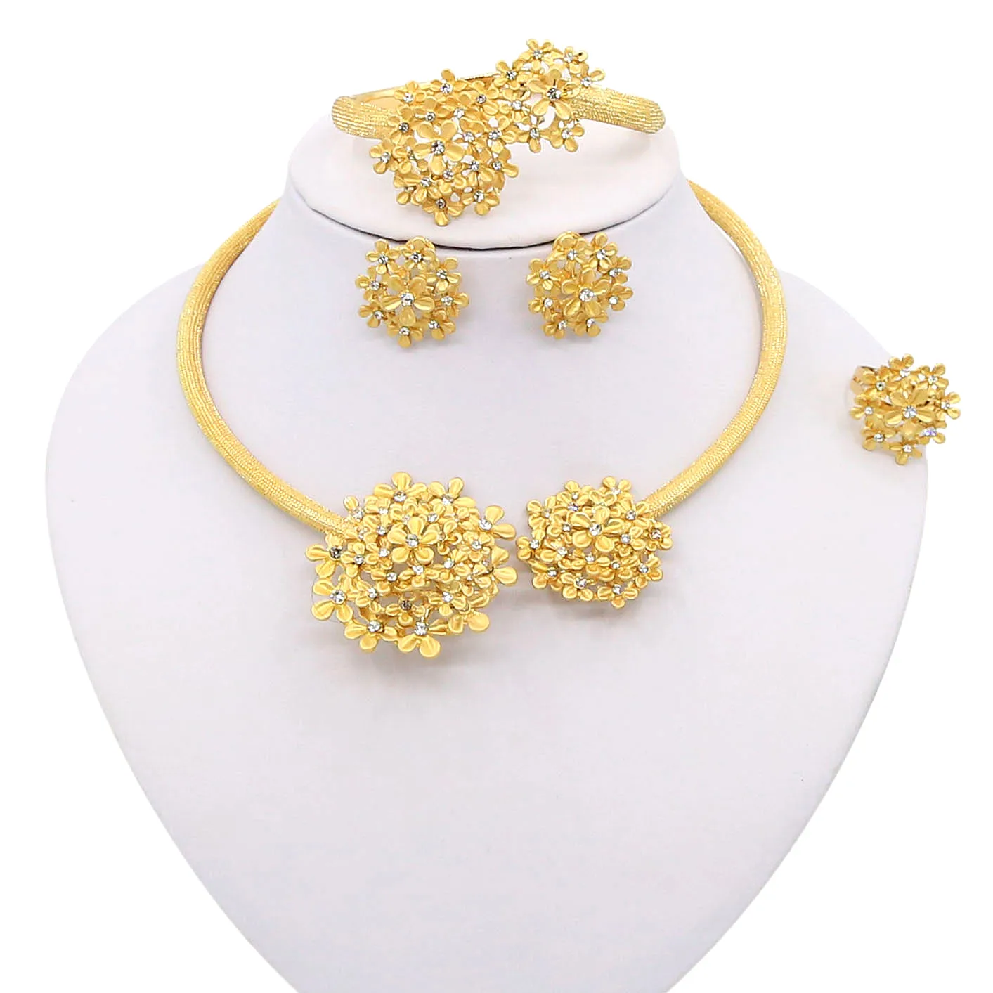 

18K Electroplating Gold Copper Alloy High Quality Popular Female Jewelry Set Wedding Bridal Daily Accessories Jewllery Sets