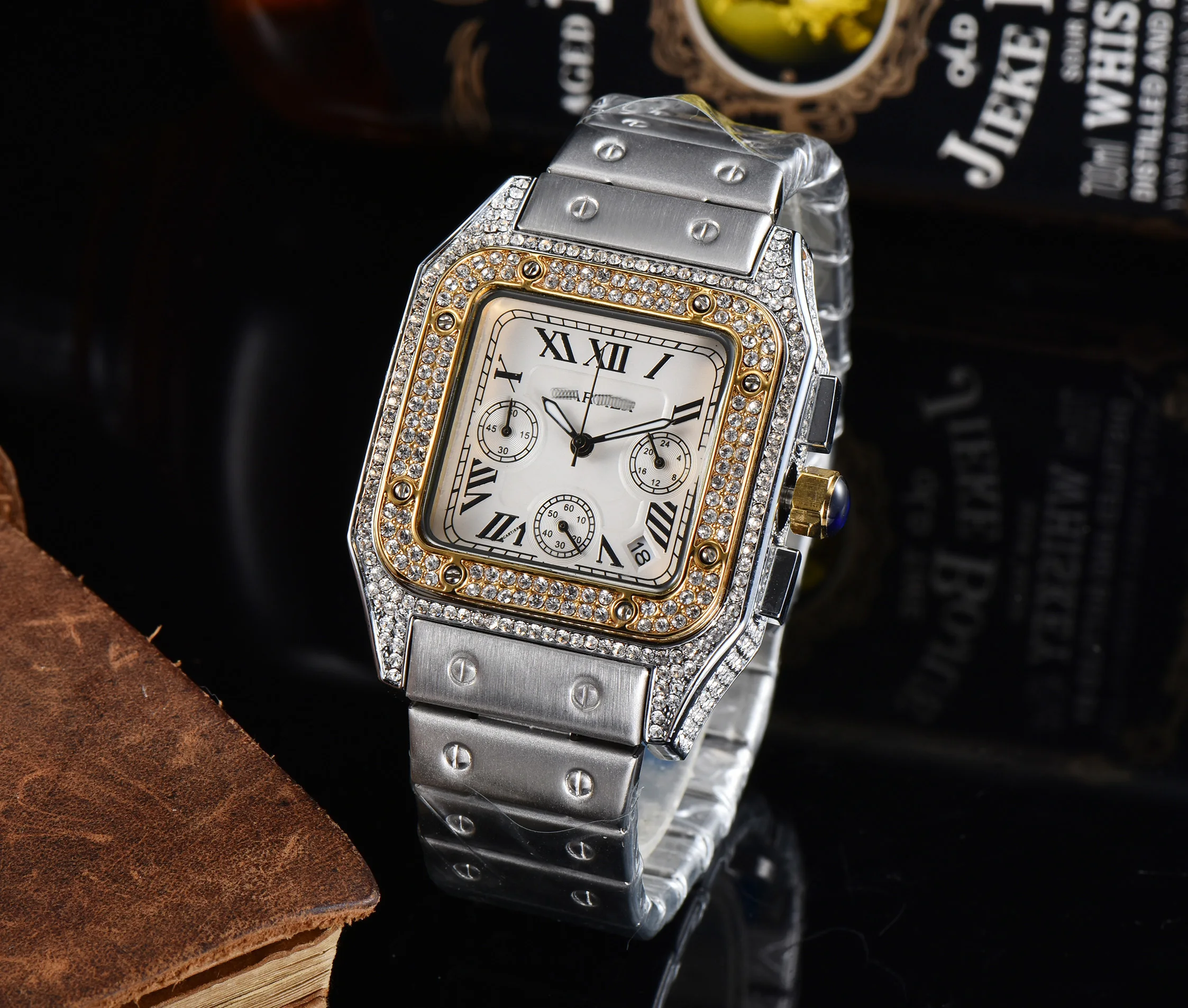 

Car- brand men's watch with brick inlaid small three pin stainless steel strap