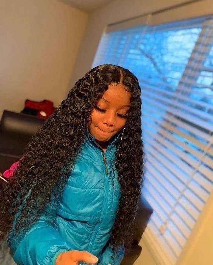 

Human Hair Bundle Wholesale Brazilian Vendor Unprocessed 100% deep wave wig frontal closure, Natural color