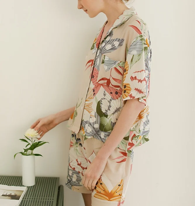 

Fashion Girls Print Sleepwear Set Two-Piece Pajamas Designers Custom Women Sleepwear, Colorful butterfly print