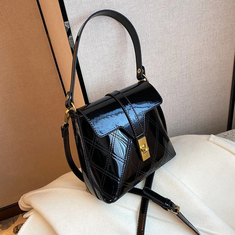 

XP1453 Retro bag new patent leather shiny handbag shoulder crossbody bag