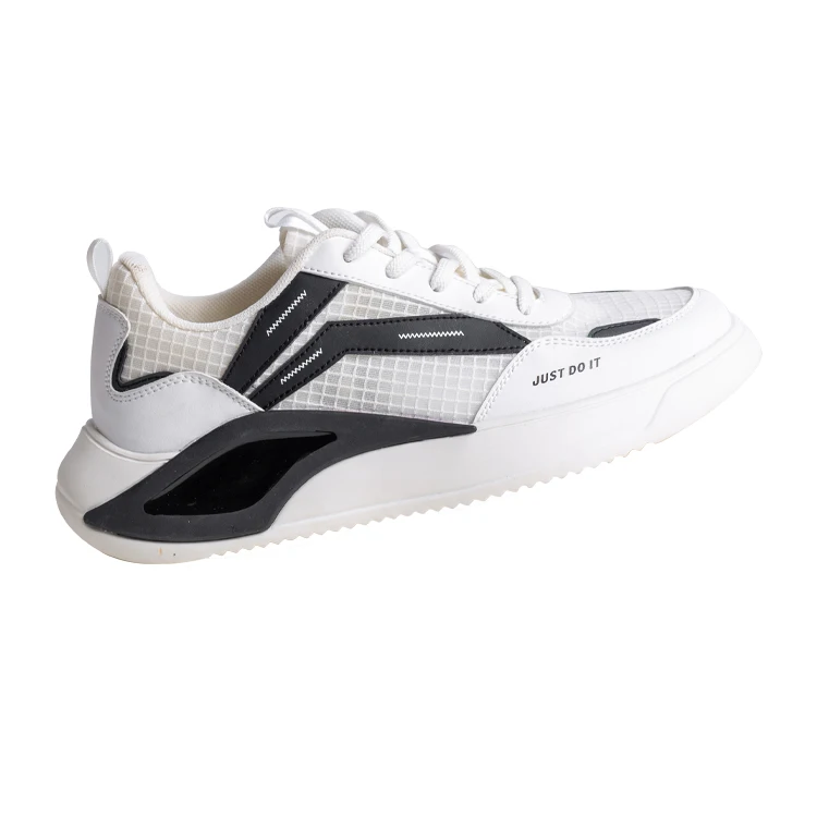 

The latest design fashion trend is a hot seller of men's black sneakers, Black, white and beige