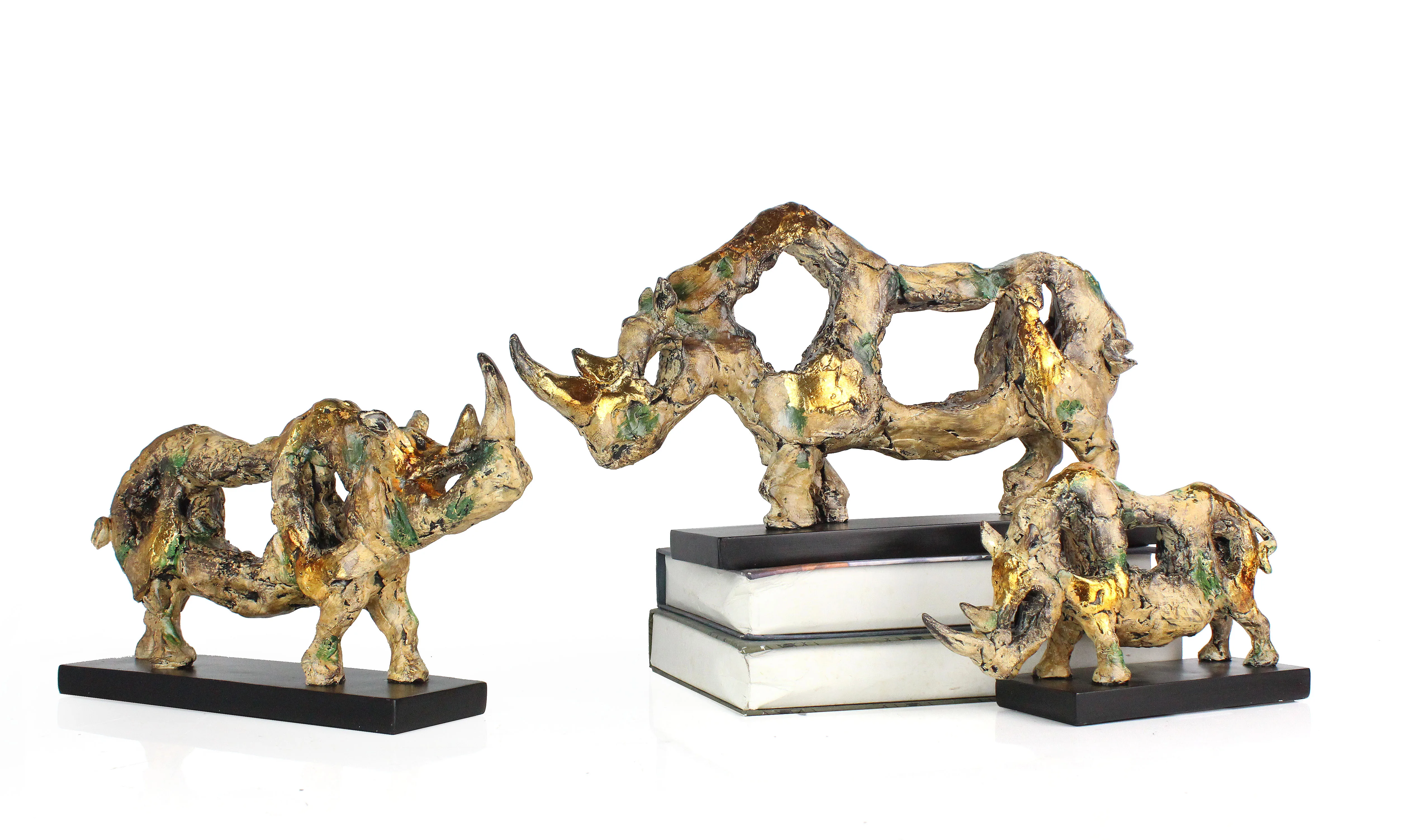 Animal Sculpture Horse Figurines for Home Decor Wholesales Rustic Hollow Resin Home Decoration Antique Gold 35*8*36hcm Artistic supplier