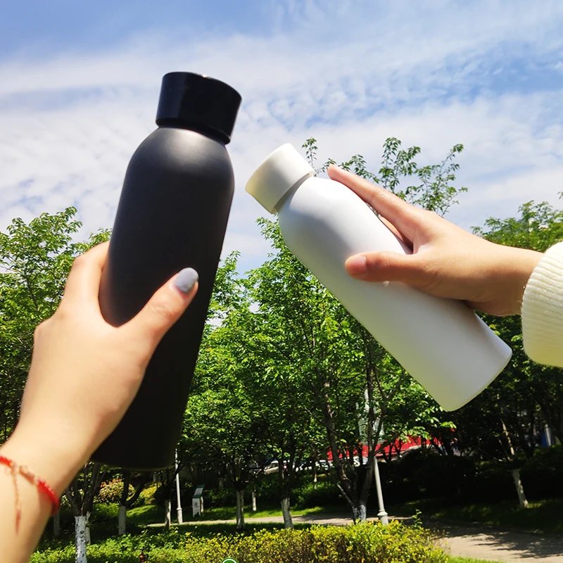 

Mikenda Food Grade Material Aluminum Sports Water Bottle, Customized pantone color