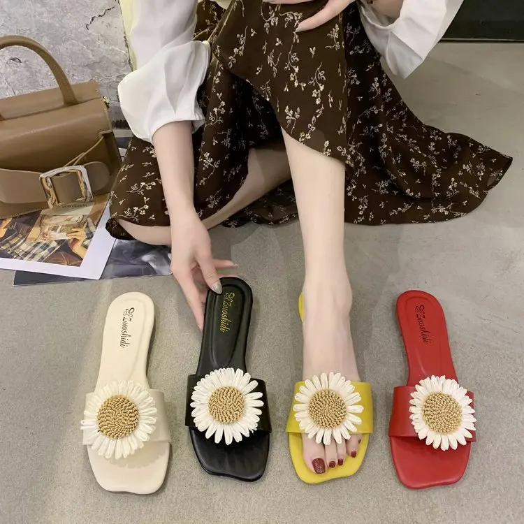 

chanclas new summer Daisy beach small fresh flip flops flat bottom flops