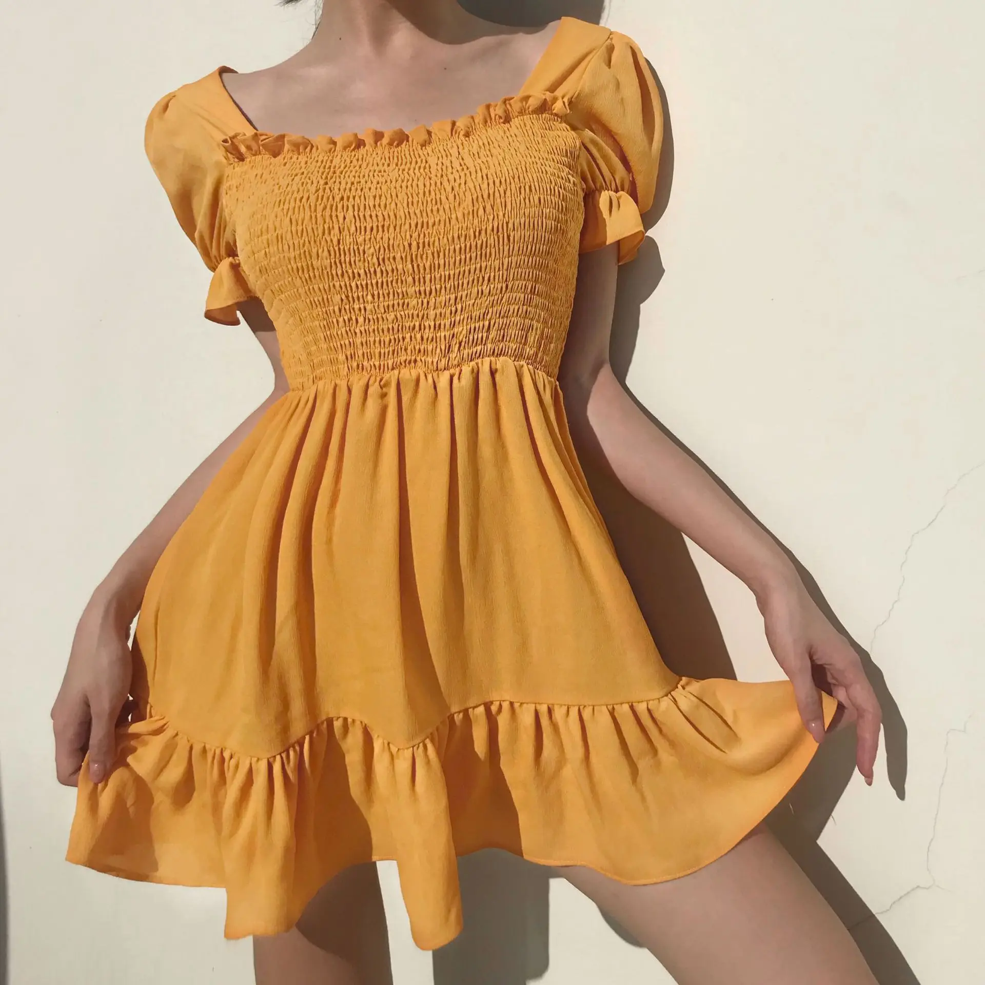 

Women Square Collar Bubble Sleeve Dress Ruffle Hem Solid Color Mini Dress