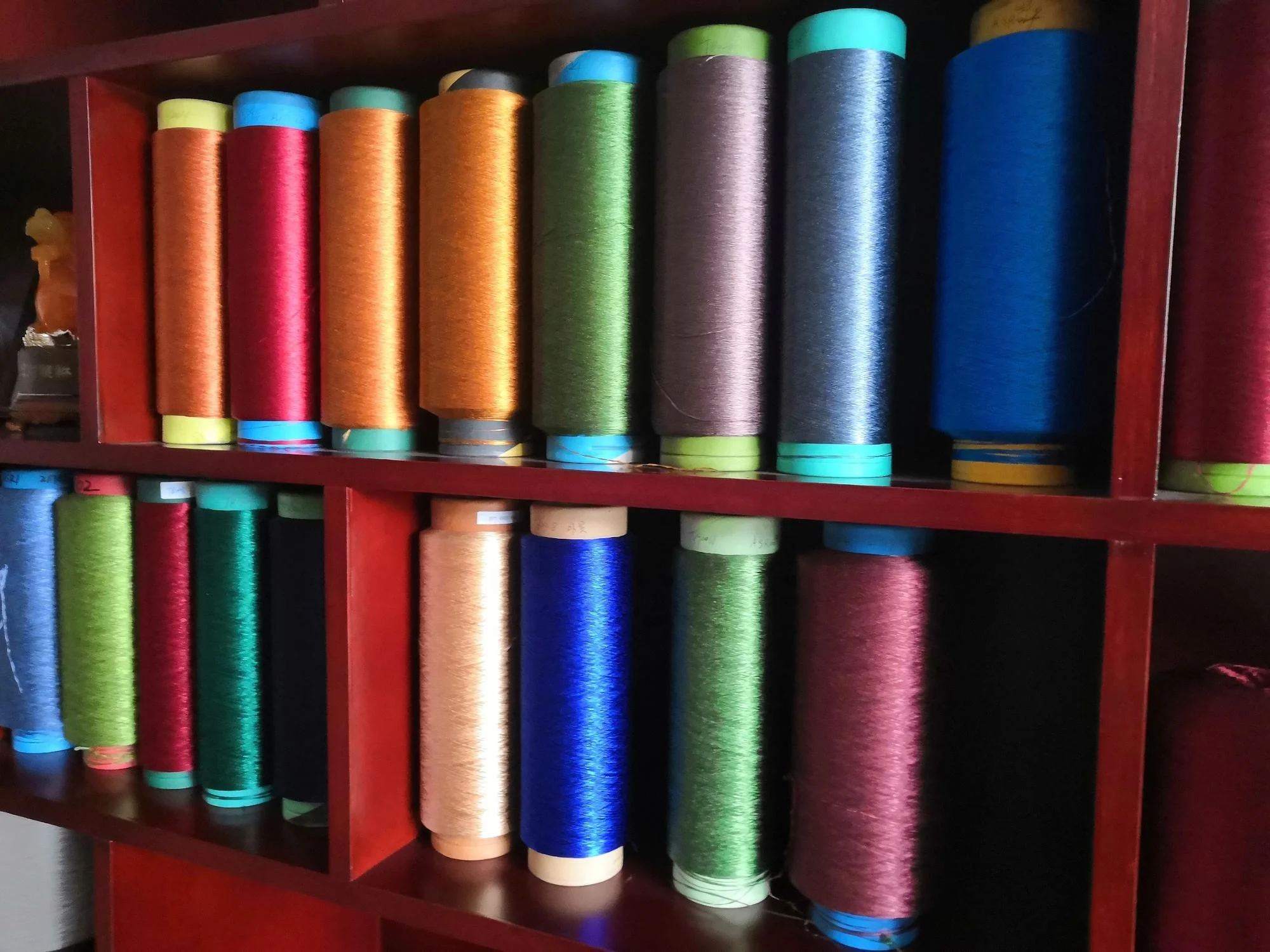
Polyester DTY 150D/48F SD/TBR Dope Dyed Yarn 